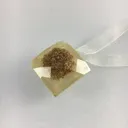 Бежевый